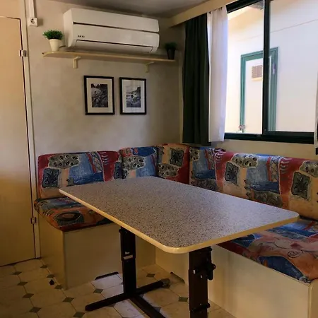 샬레 Zona Rosa 5 Mit Klimaanlage Und Wlan